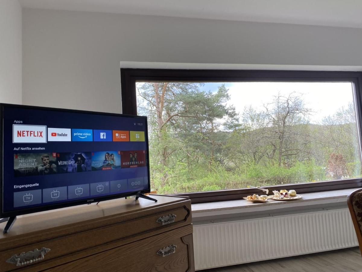 Schoene Mit Waldblick In